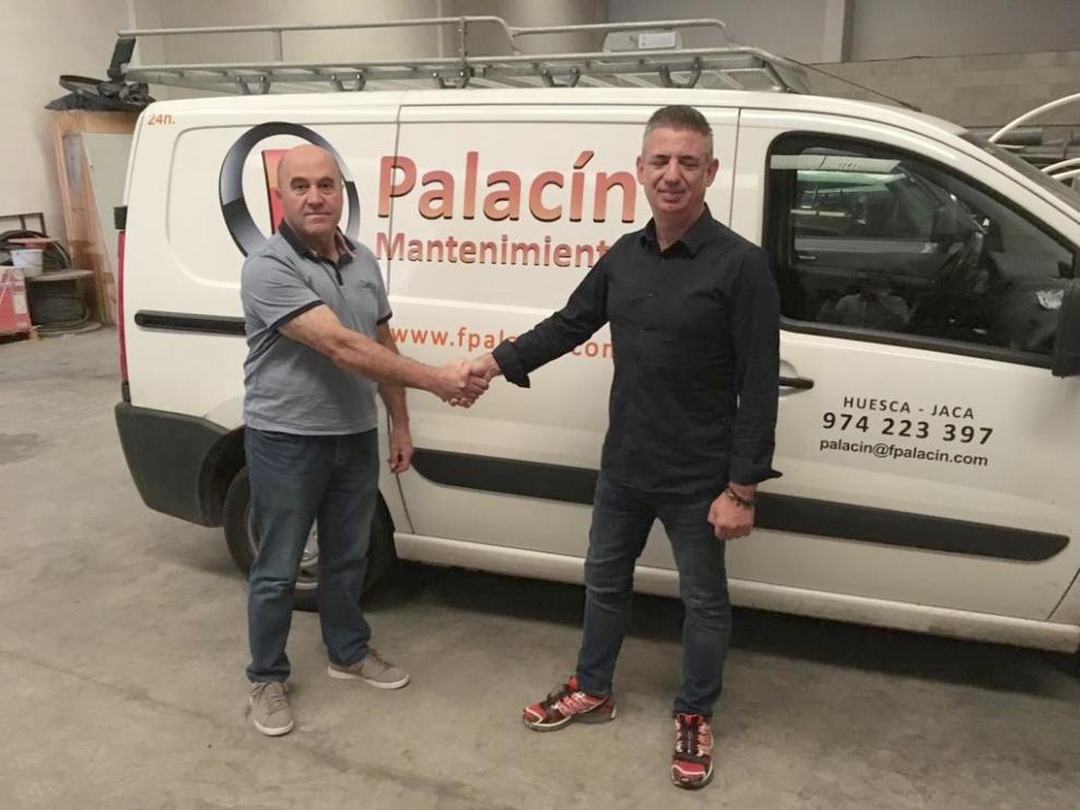 Motortrans y Palacín Mantenimiento, nuevos patrocinadores del Club de Hielo Jaca