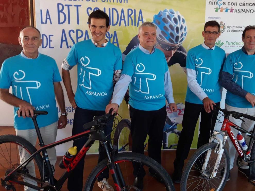 La BTT de Aspanoa se celebra este sábado en Almudévar y superará el récord de 700 ciclistas