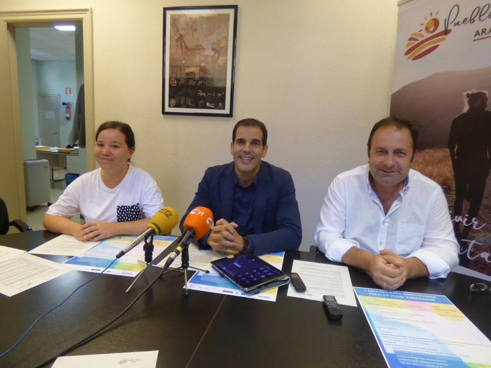 Colungo acoge la I Jornada para Asociaciones del Somontano "Pueblos vivos enredados"