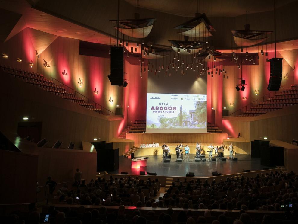 Una divertida gala reivindica a Aragón, sus pueblos y gentes
