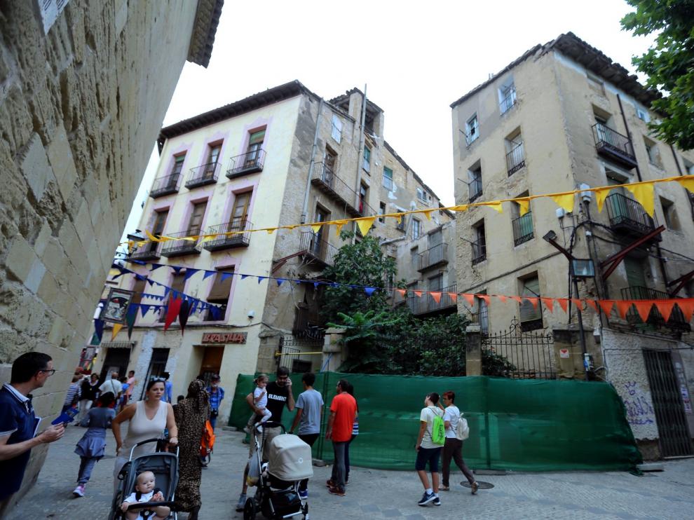 Aplazan la decisión del edificio de la plaza de San Pedro de Huesca para tener más informes