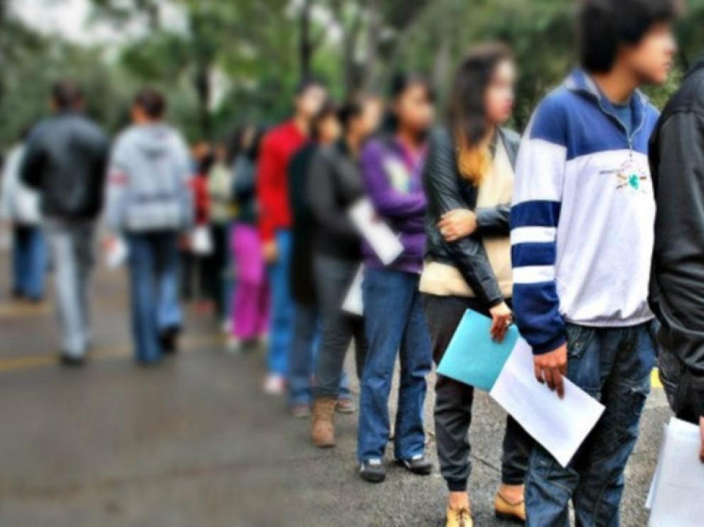 El paro cae una décima en la eurozona, al 7,4 %, la menor tasa desde 2008