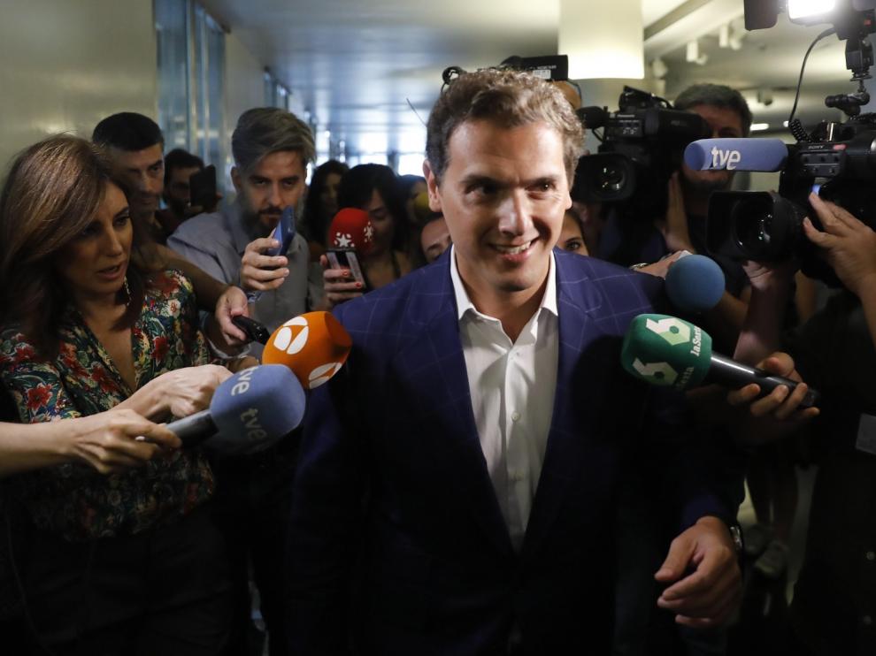 Rivera afirma que el 11 de noviembre se compromete a "desbloquear" España "gane quien gane"