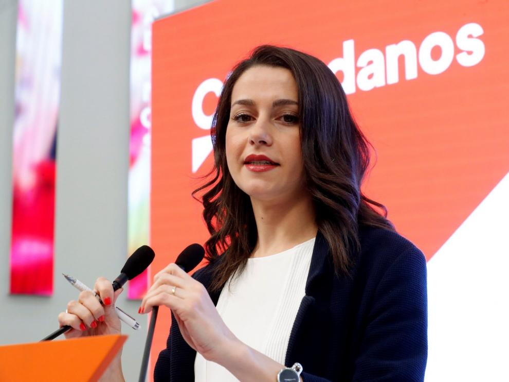 Arrimadas confirma su embarazo y dice que se siente "feliz"