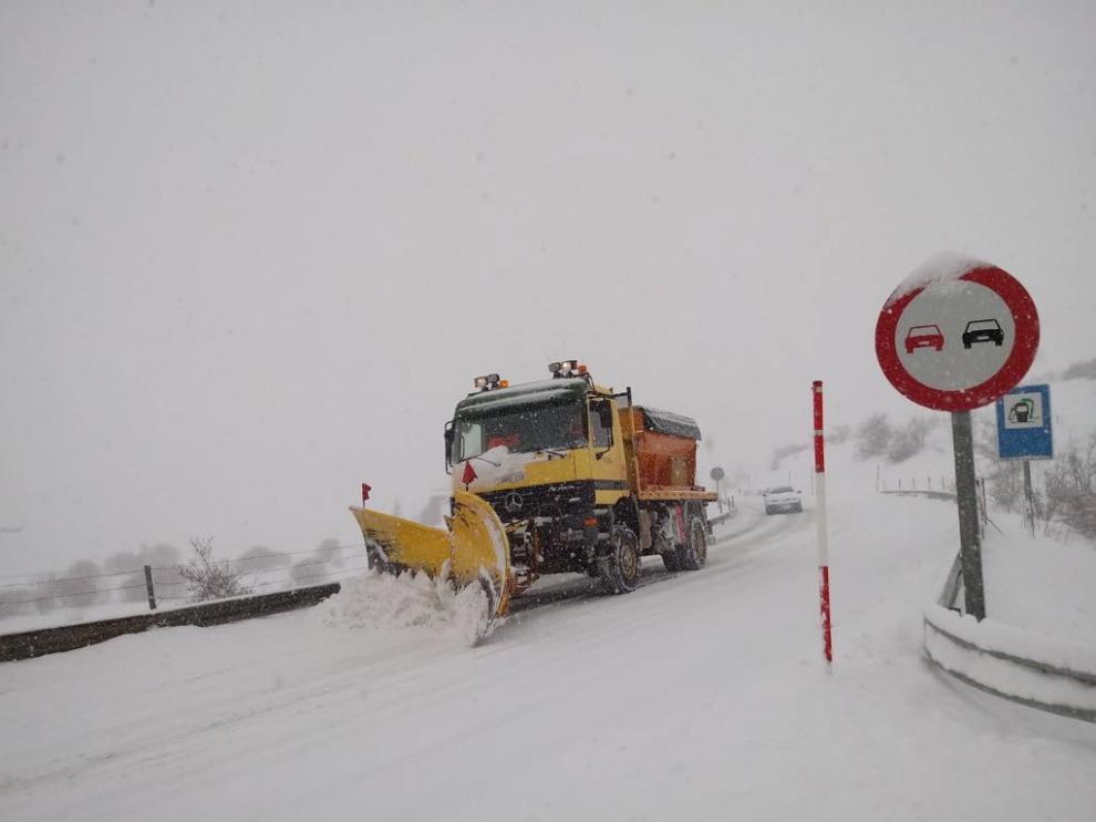 Más personal para la atención continuada en carreteras de Aragón