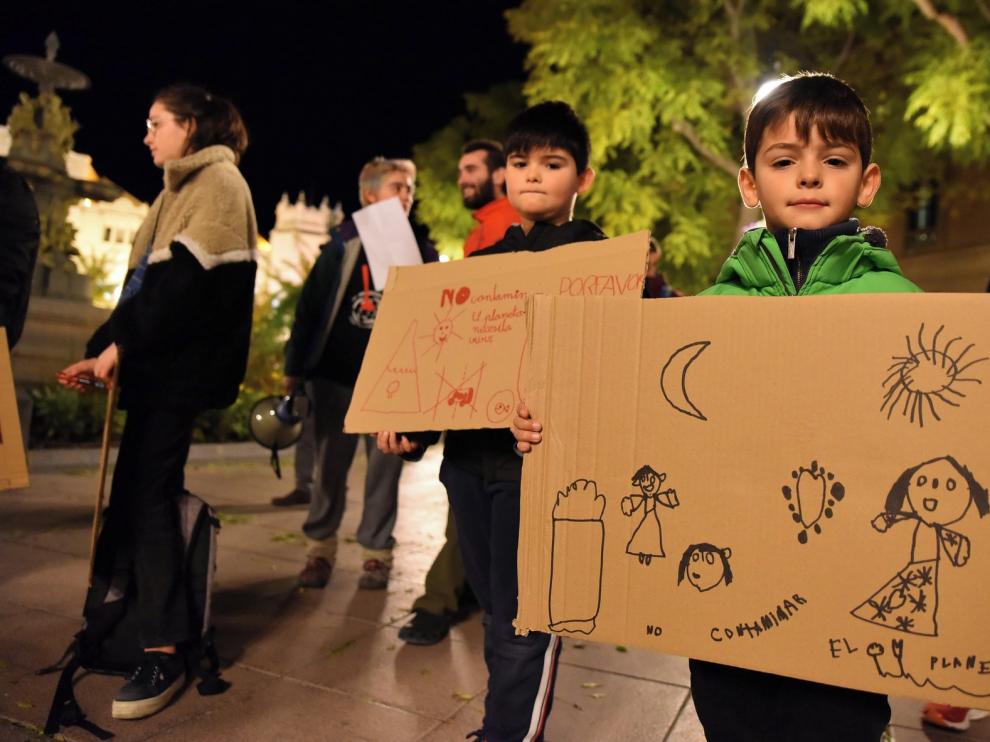 "No contaminar el planeta, por favor"