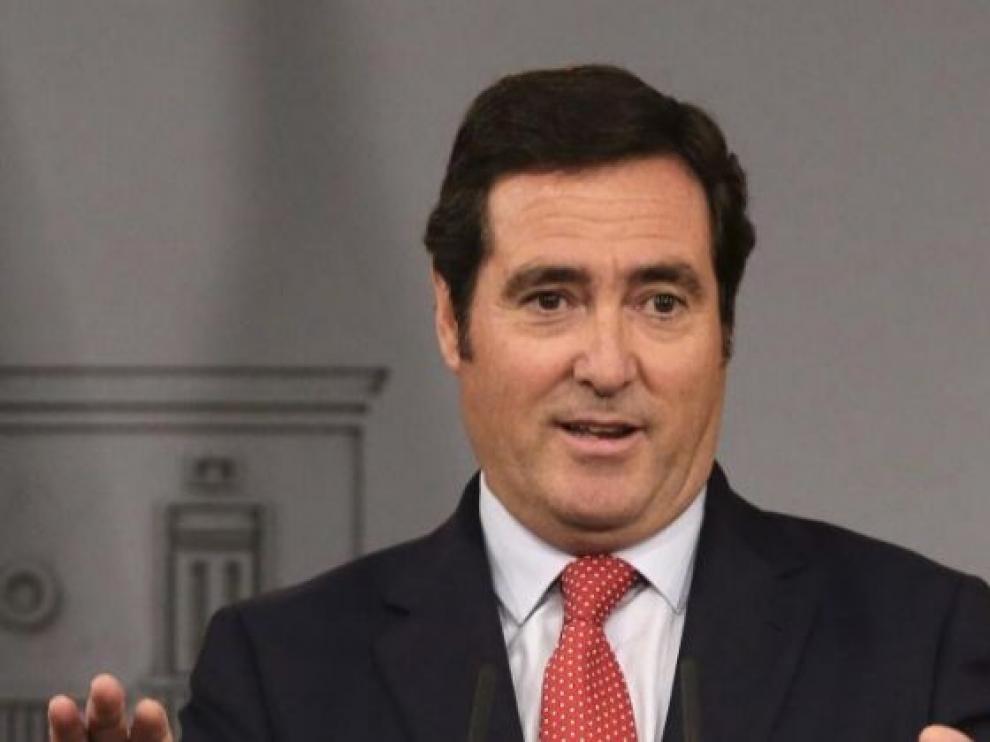 Preacuerdo entre el Gobierno y sindicatos para prorrogar los ERTE