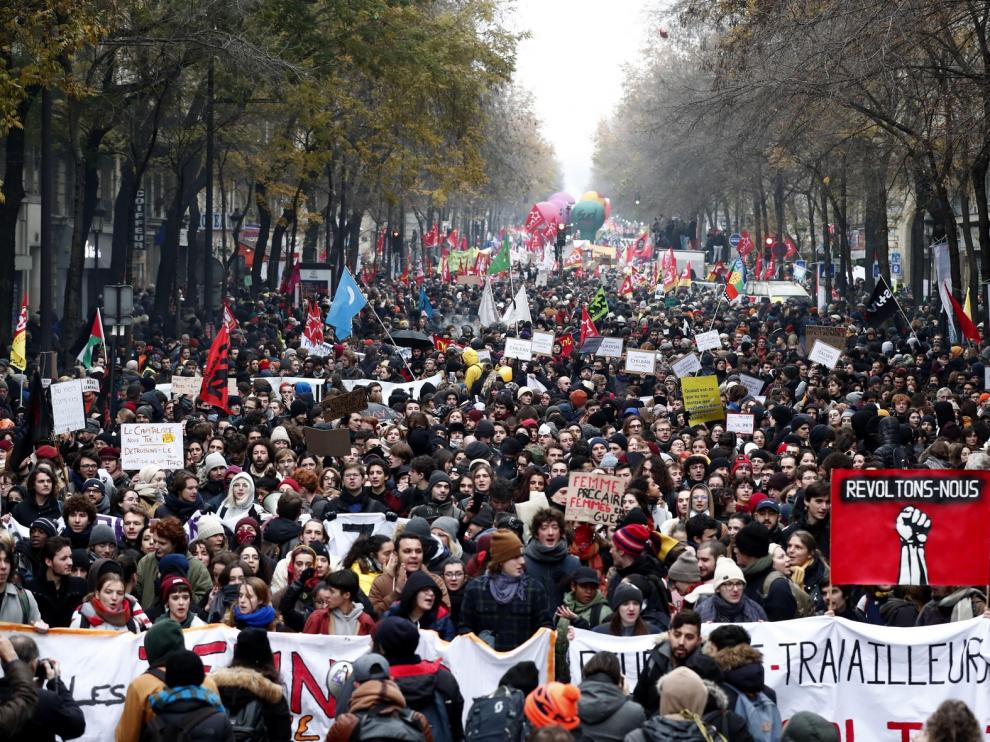 Pulso contra la principal reforma de Macron