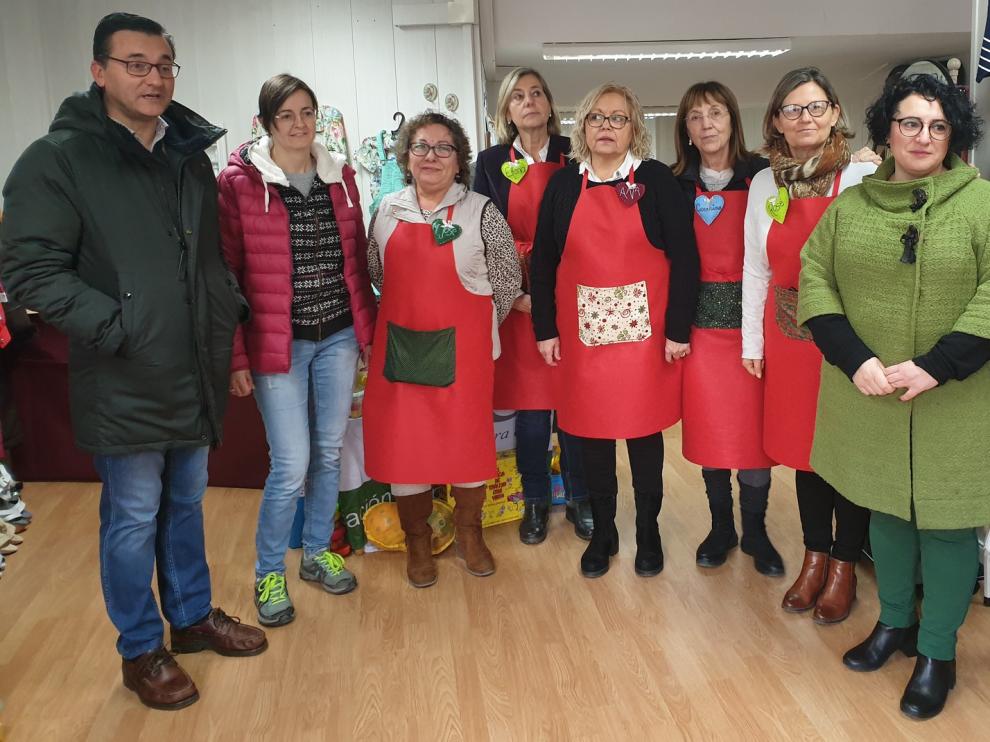 Graus abre con ilusión el Mercadillo Solidario contra el cáncer
