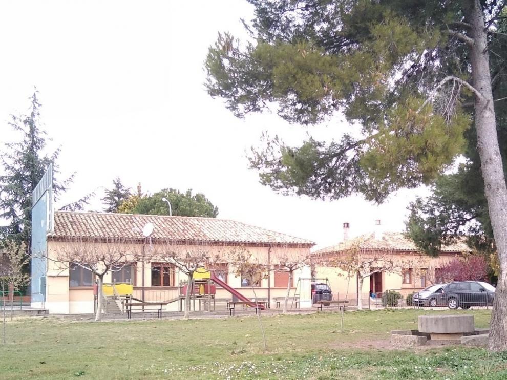 La localidad de Adahuesca ampliará su complejo escolar en los próximos meses
