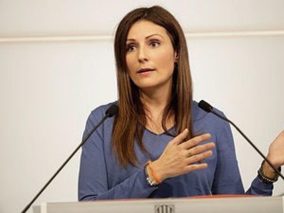 Cs se ofrece a dialogar con el PSOE y le pide que no negocie con ERC