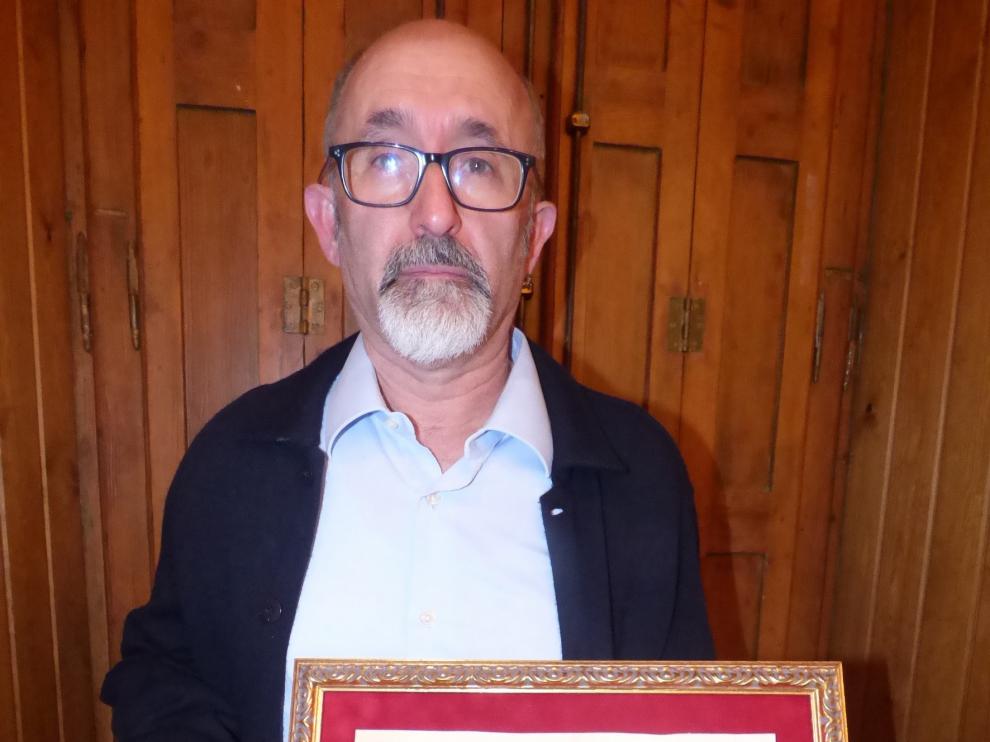 Andrés Castro Merino: "No entiendo el miedo que hay a cosas tan insignificantes como un cartel"