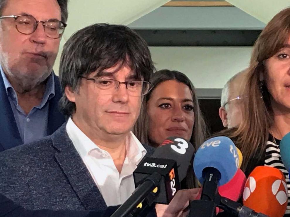 La Crida se reúne este martes con Puigdemont para abordar su futuro