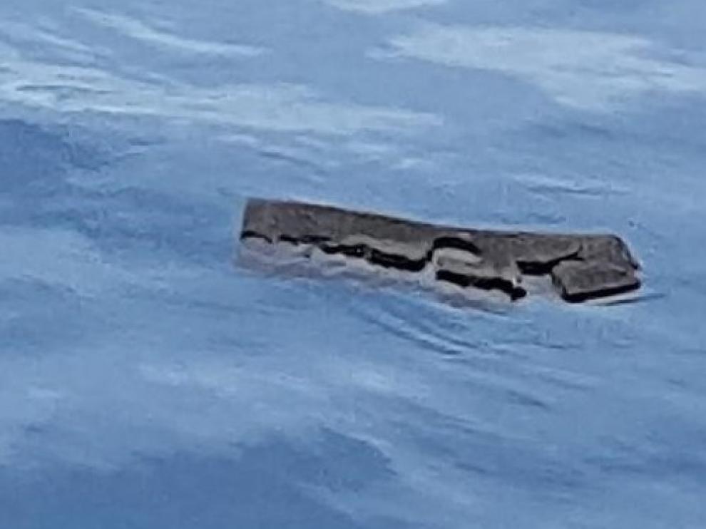 Hallan restos humanos en el lugar donde se perdió el avión chileno con 38 personas