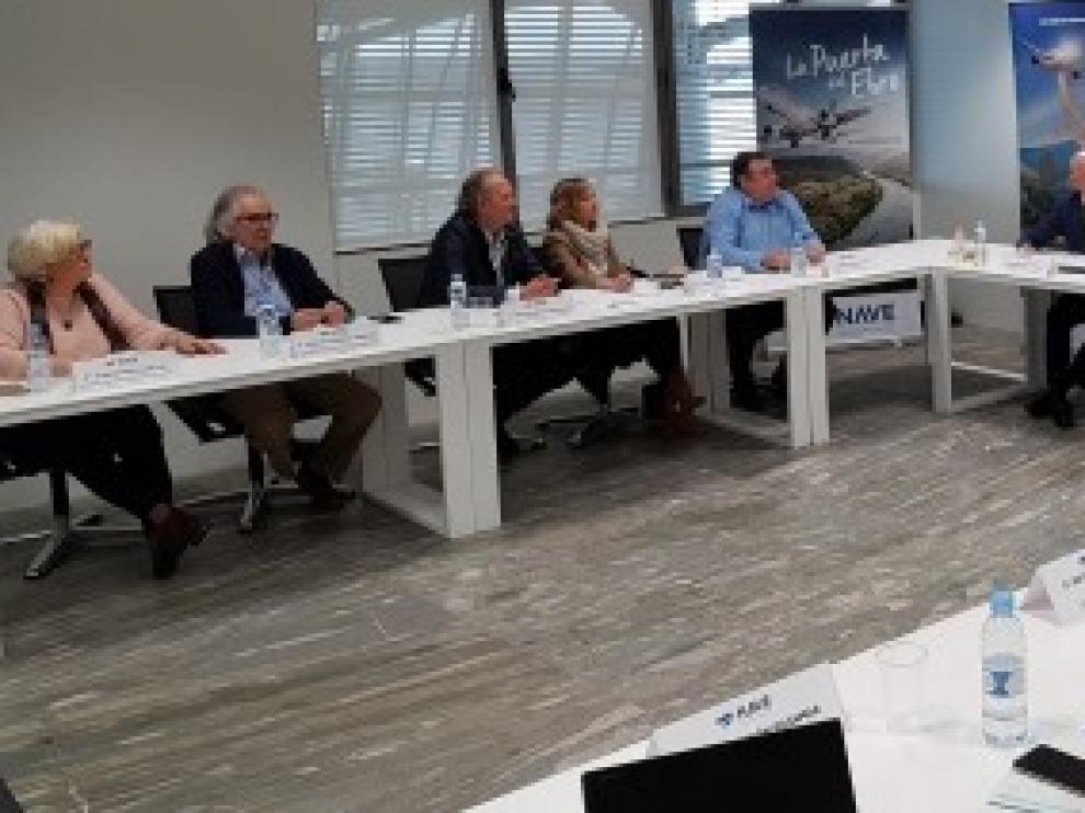 Soro destaca el valor añadido que genera cada nueva ruta que mejora la internacionalización del aeropuerto de Zaragoza y desestacionaliza el turismo