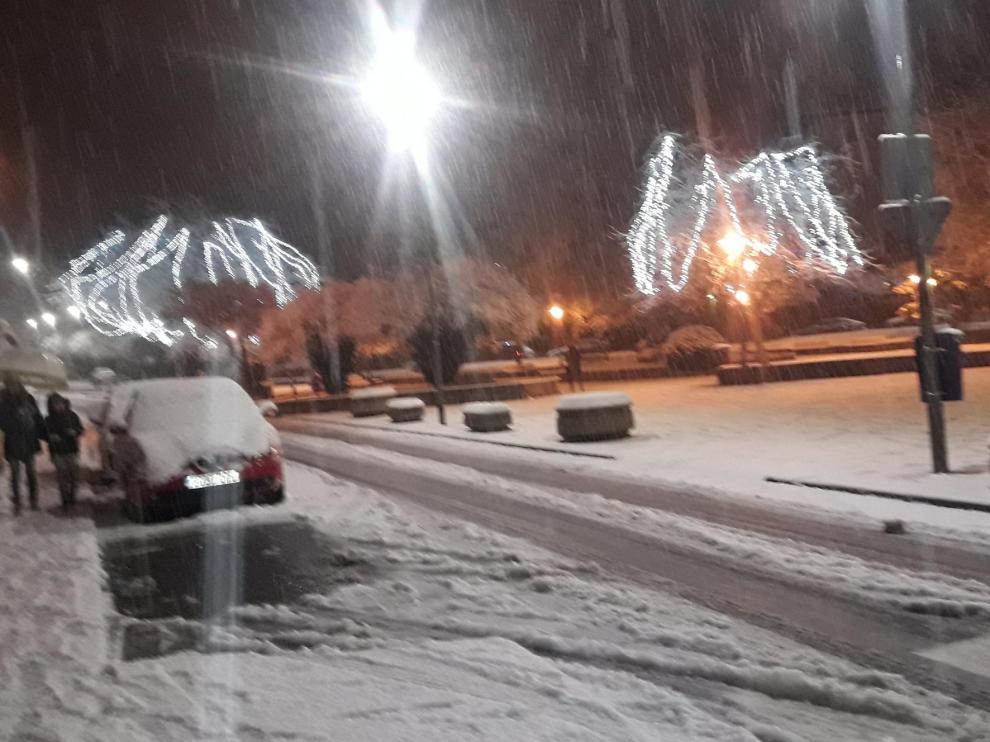 Retenciones entre Arguis y Lanave en la autovía A-23 por la nieve
