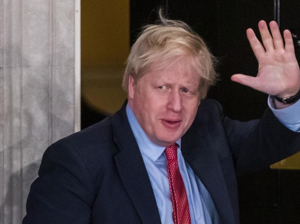 Los británicos otorgan la mayoría a Jonhson para cumplir con el "brexit"