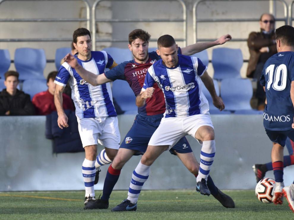 El Huesca B suma otros tres puntos con un final de incertidumbre
