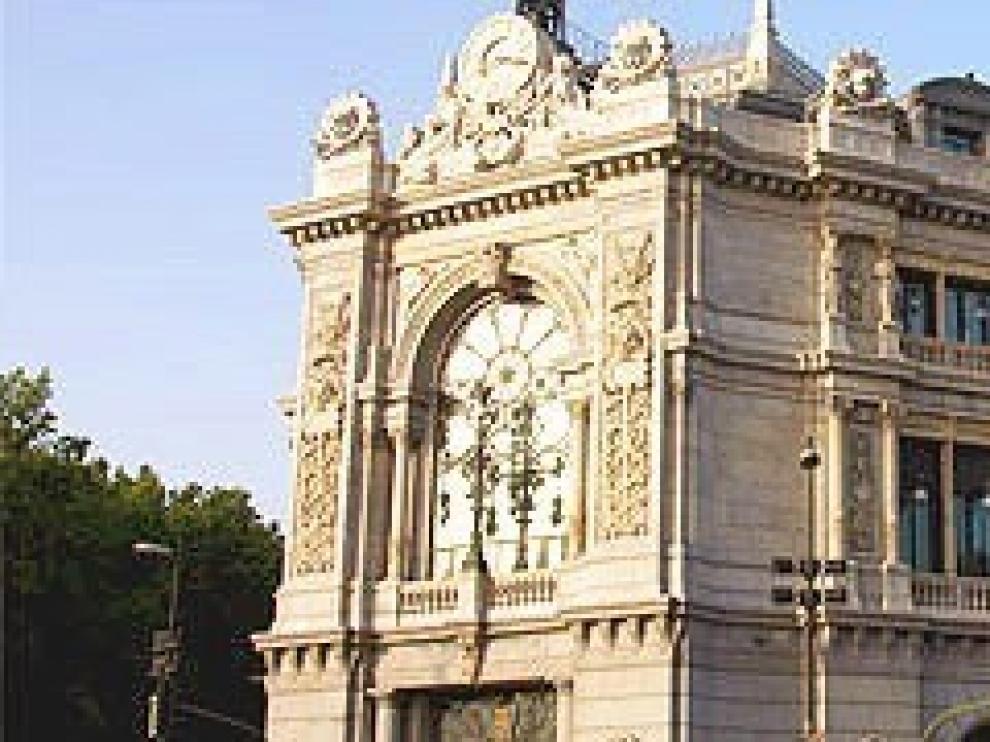 El Banco de España mantiene que la economía crecerá un 2 %