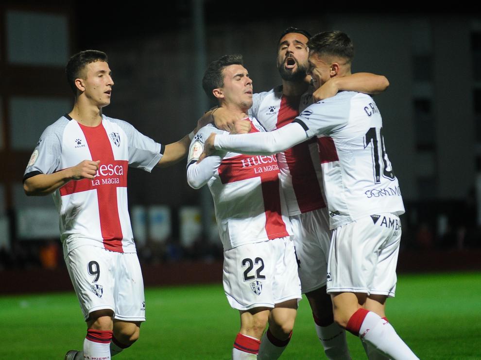 El Huesca, con un gol de Cristo, resuelve la primera ronda de Copa