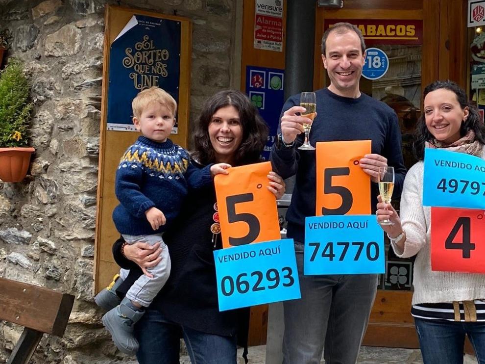 Benasque bate un increíble récord y vende un cuarto y dos quintos premios del sorteo de Navidad