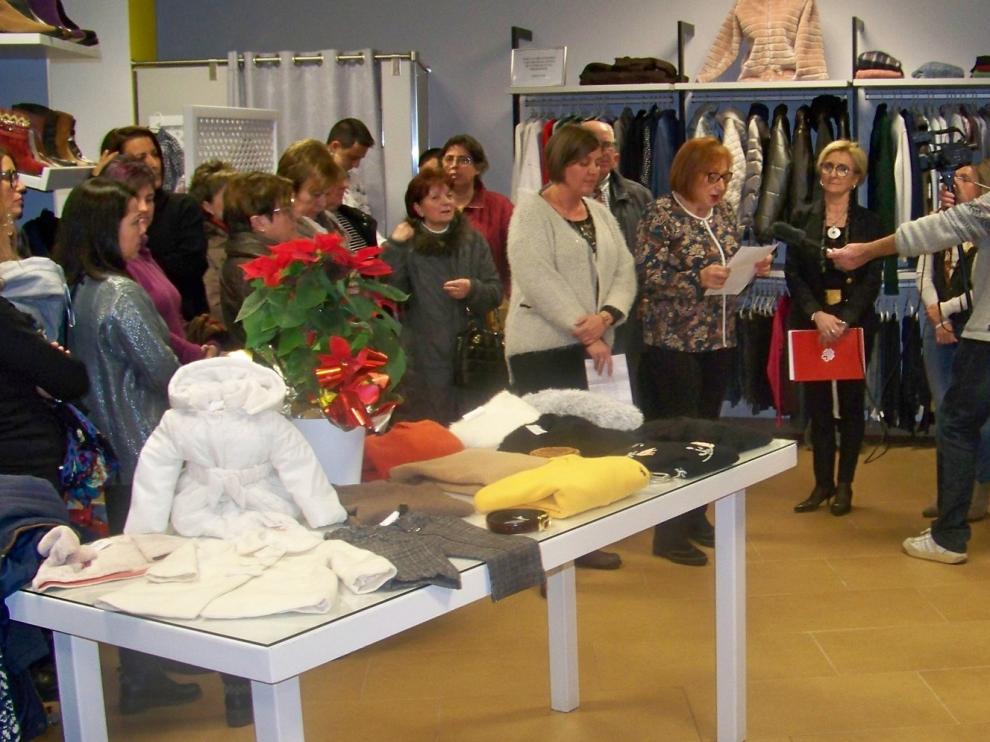 Cáritas abre en Fraga la nueva tienda "Contigo"
