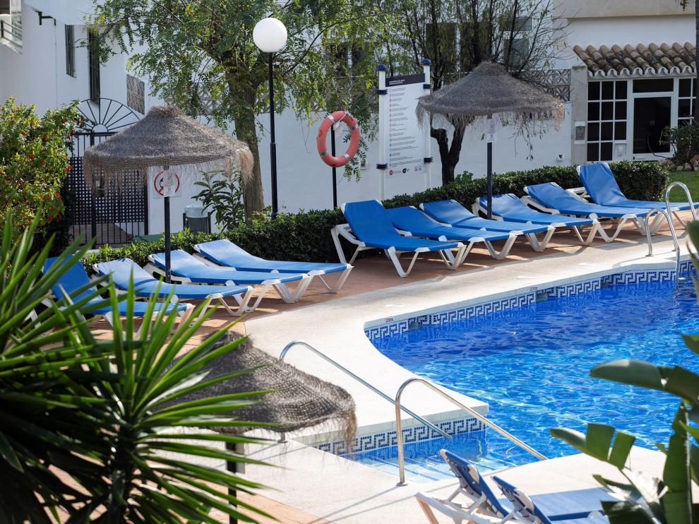 Ninguno de los tres fallecidos en una piscina en Mijas sabía nadar