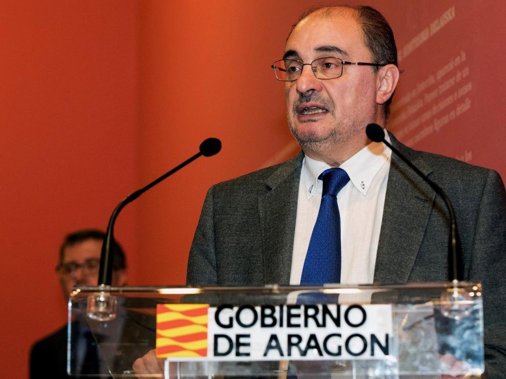 Lambán reconoce que siente orgullo de la escuela pública y la concertada