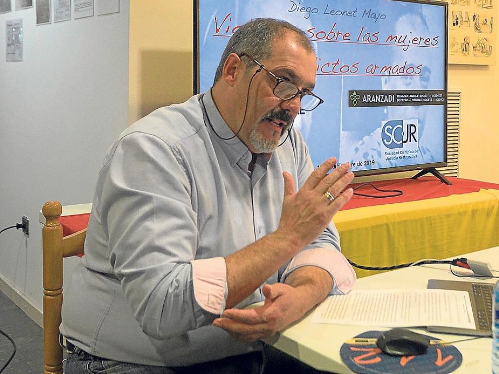 Diego Leonet Mayo: "Antes de la Edad Media, la mujer era parte del botín de los soldados"