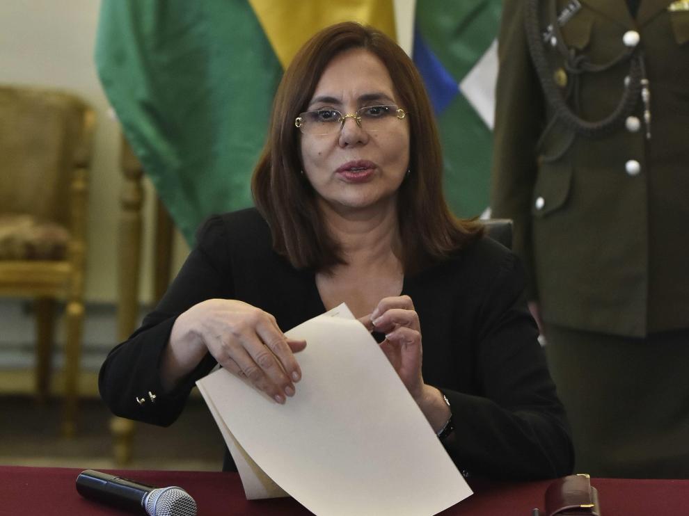 España niega ayudar a asilados a salir de Bolivia