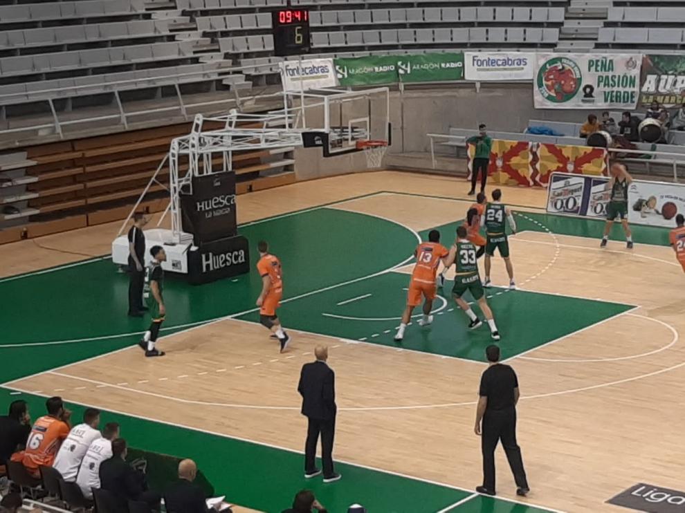 El Levitec Huesca despide el año con una buena victoria ante el Palencia (92-84)
