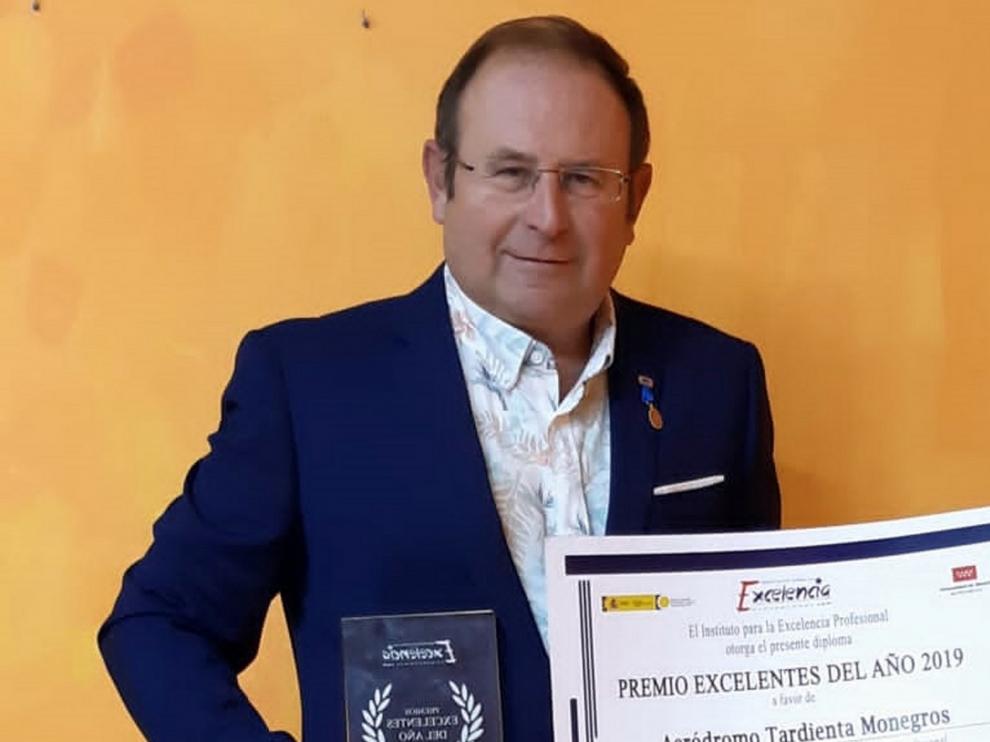 El Aeródromo de Tardienta recibe el premio a la Excelencia Profesional 2019