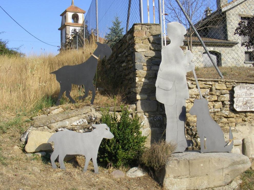 Hostal de Ipiés, homenaje a pastores y juegos aragoneses