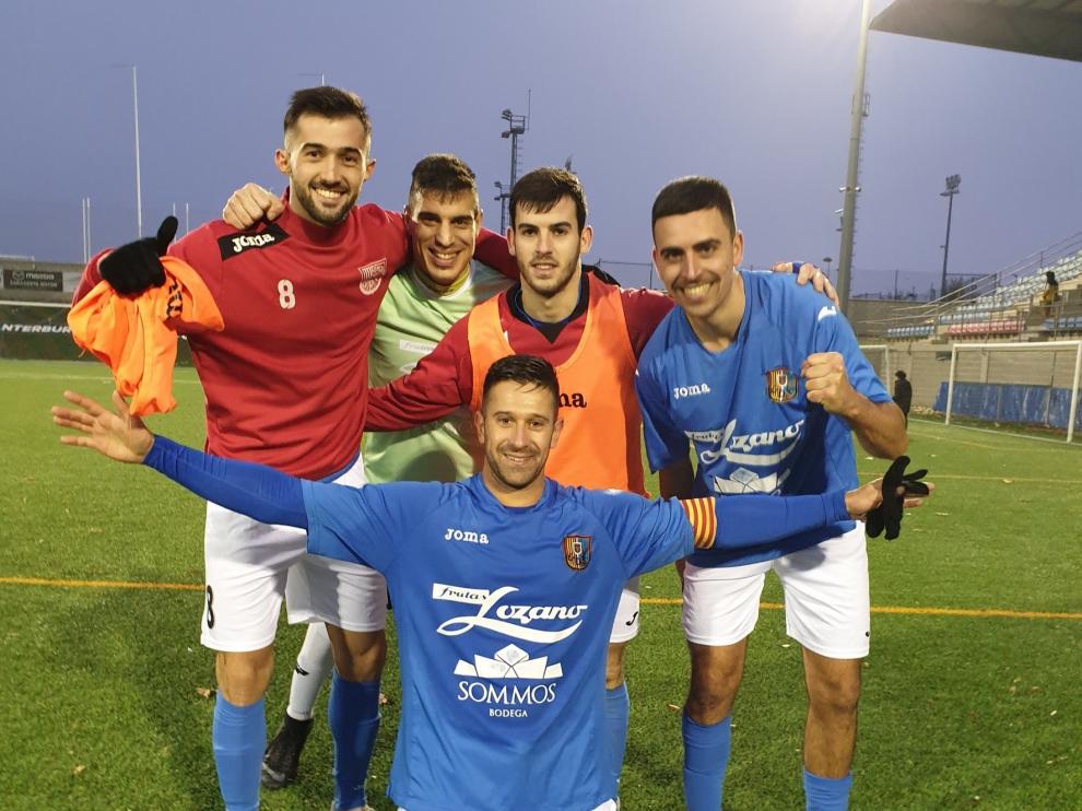 Un César imperial anota cuatro goles y dispara al Fraga