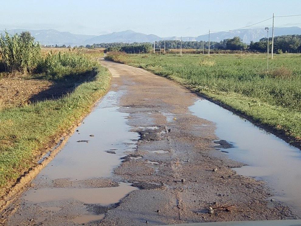 Vecinos de Tabernas y Buñales defienden la mejora de la carretera