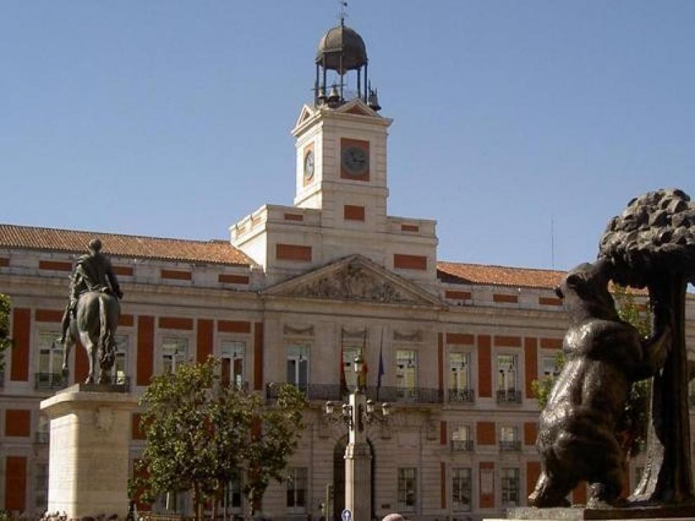 Todo preparado para las uvas en la Puerta del Sol