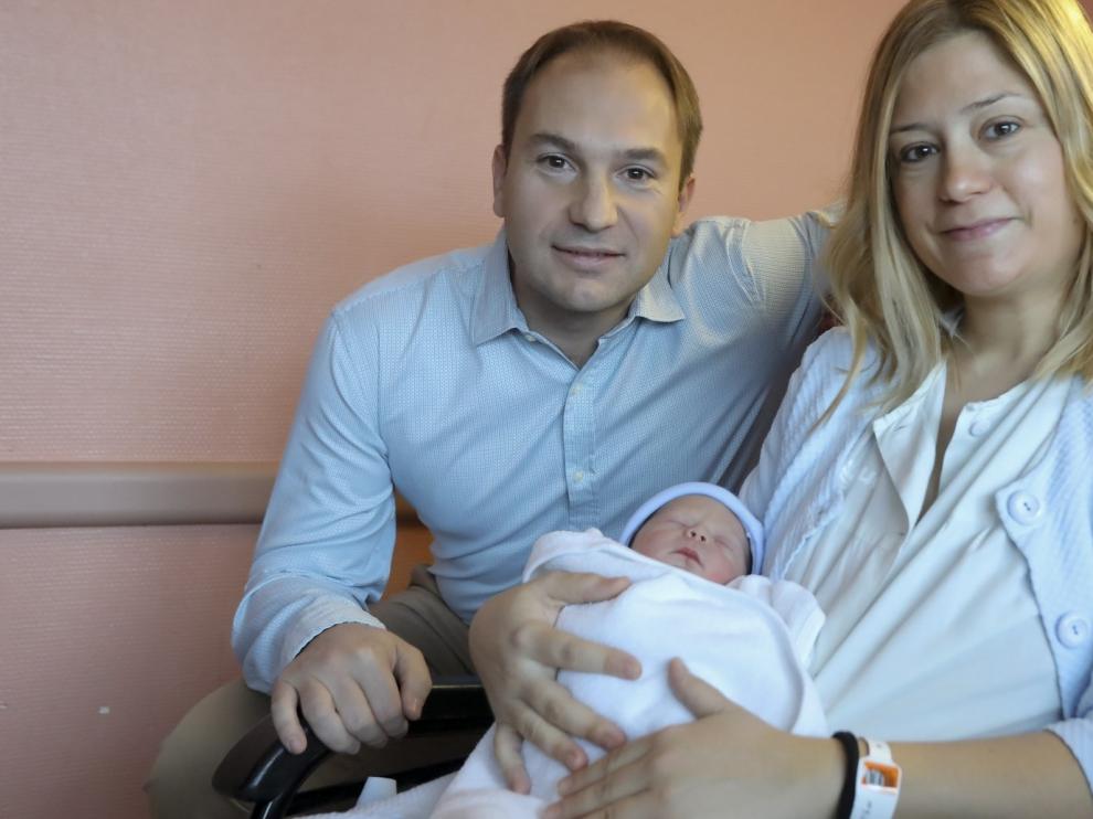 Carlos, el primer bebé de 2020 del Alto Aragón
