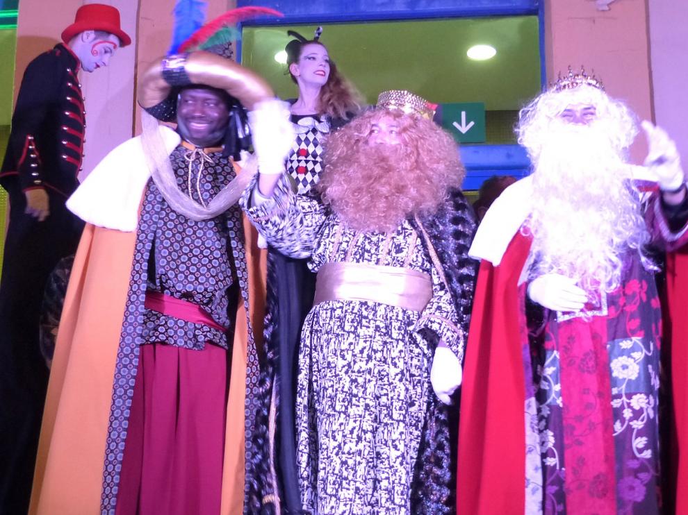 Los Reyes Magos vuelven a elegir la estación de tren para llegar a Monzón