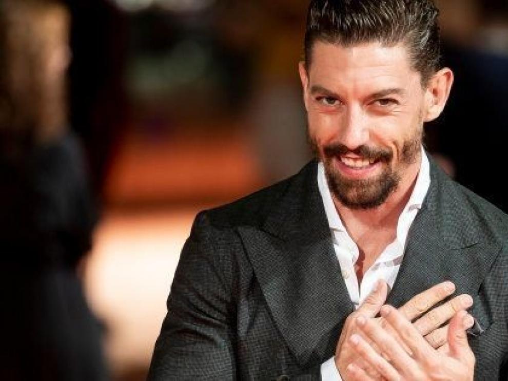 Adrián Lastra se muda a Miami para participar en "Mira quién baila"