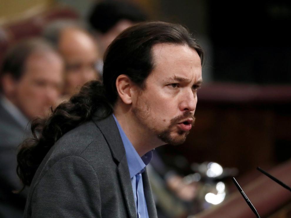 Iglesias acusa a Casado y Abascal de ser "la mayor amenaza" para la monarquía