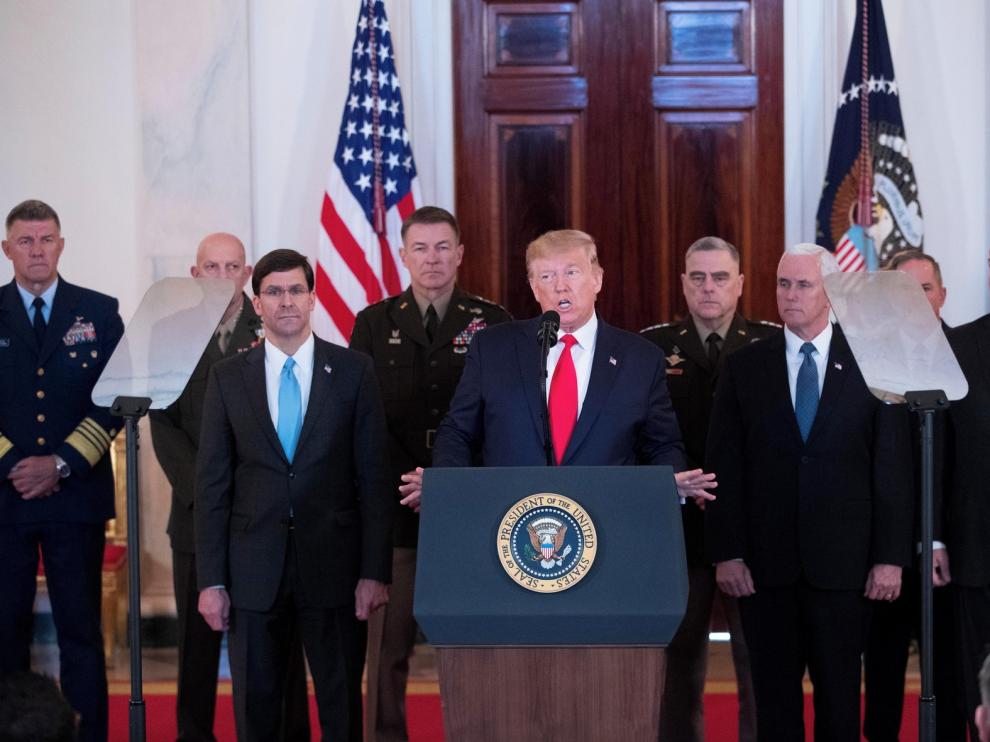 Trump opta por la contención militar tras el ataque a dos de sus bases en Irak