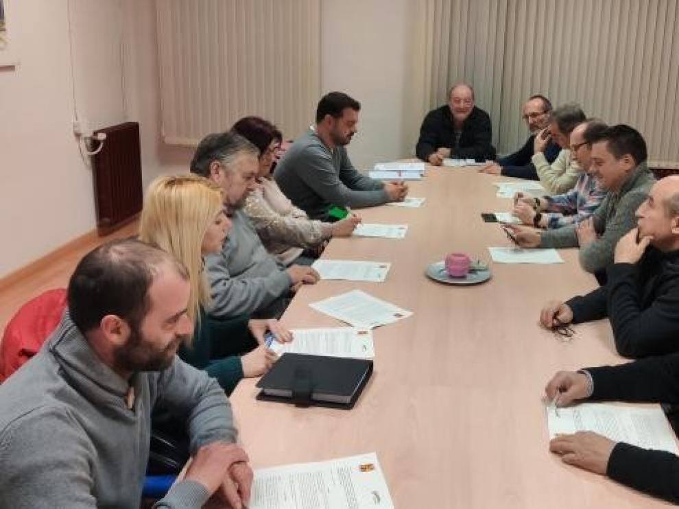 Los alcaldes de La Litera apoyan por unanimidad ampliar el servicio de bomberos