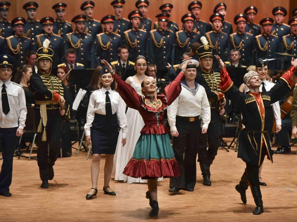 El Coro, Ballet y Orquesta del Ejército Ruso conquista al público