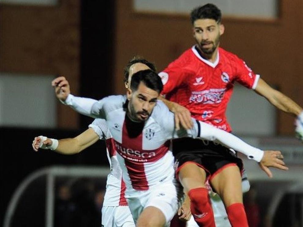 El Huesca quiere una alternativa potente antes de dar salida a Insua
