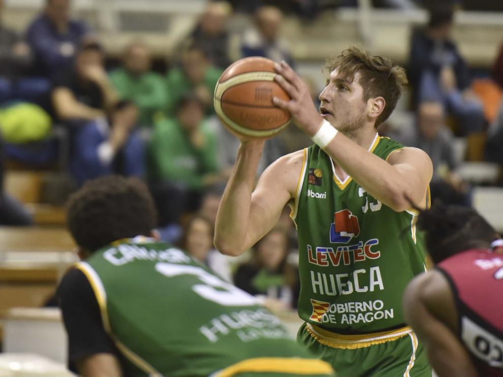 Dura derrota de Levitec Huesca