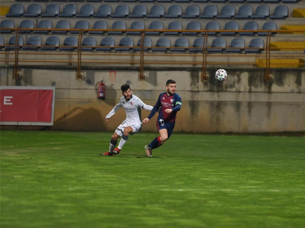 Javi Galán: "Ahora nos centramos en la liga y en conseguir el ascenso"