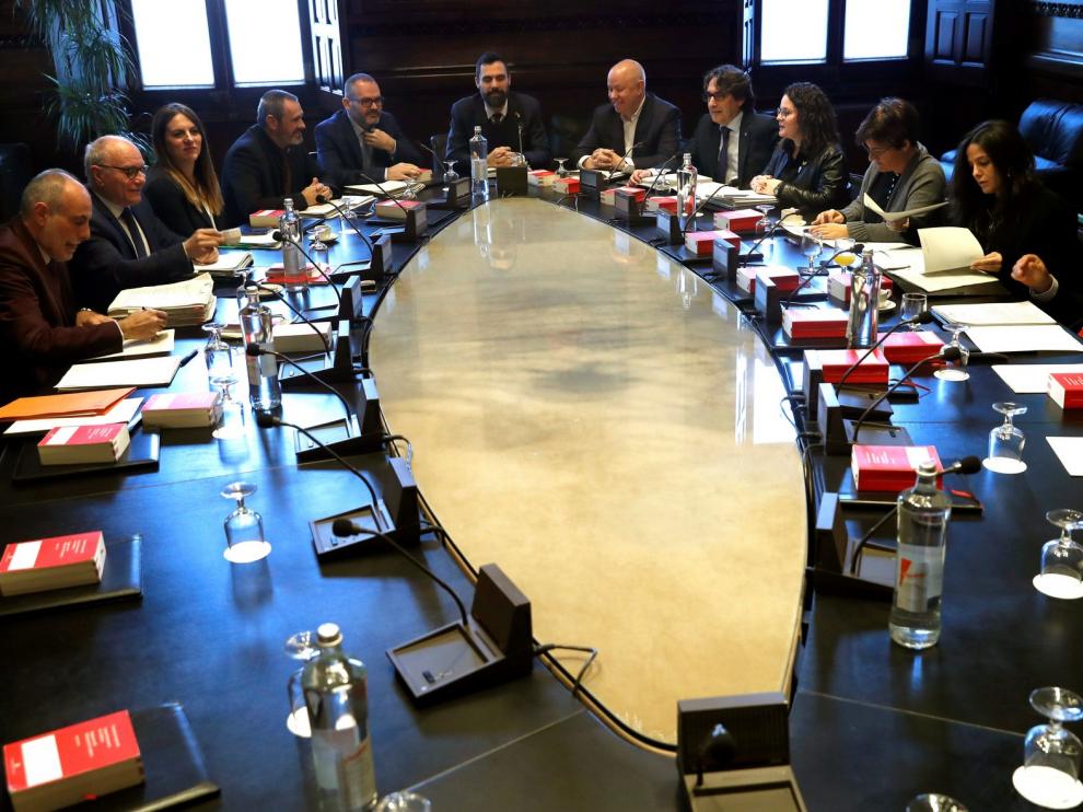 El "Parlament" mantiene a Torra como diputado