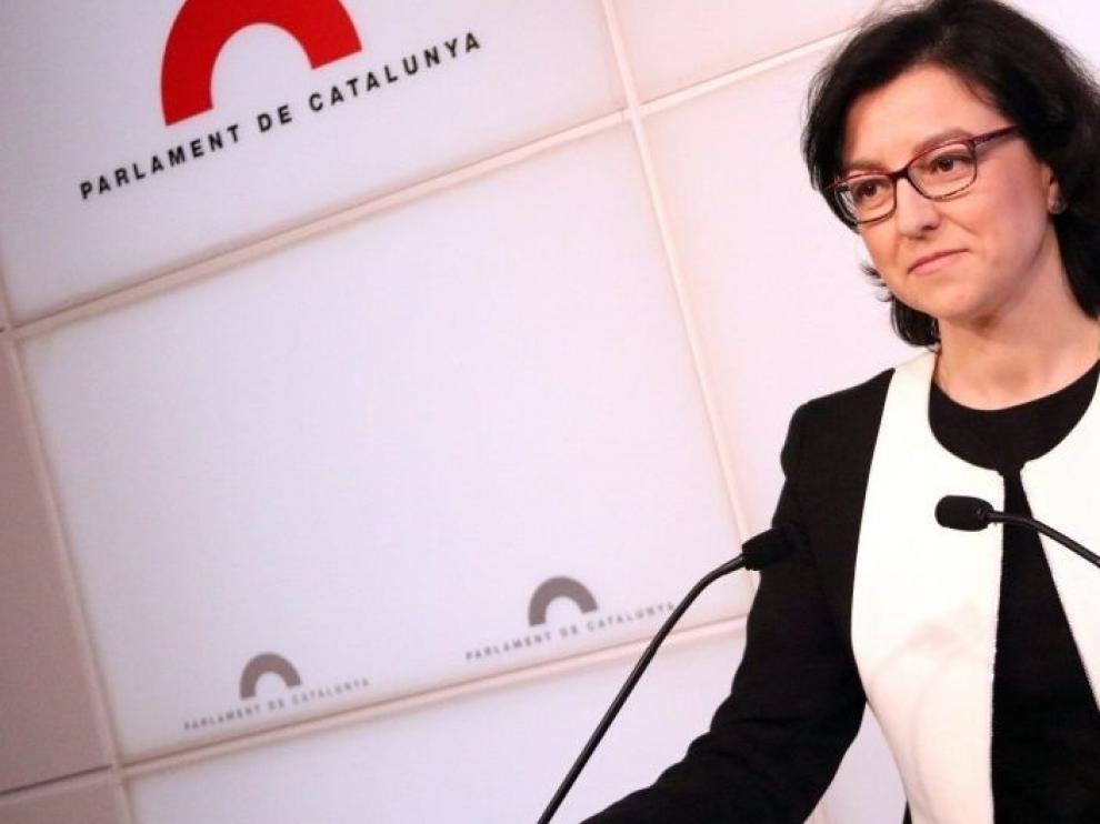 El PSC pide al Govern representar a todos y "no solo" al independentismo en la mesa de gobiernos