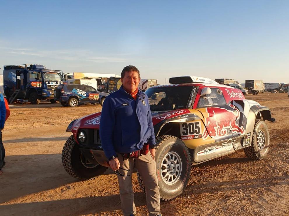 El barbastrense César Abraldes, testigo directo del triunfo de Sainz en el Dakar