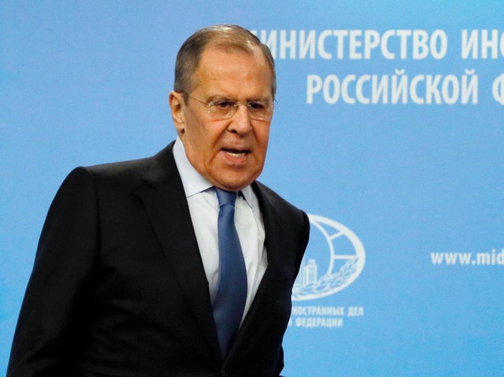 Rusia atribuye a la presencia de "cazas" el derribo del avión
